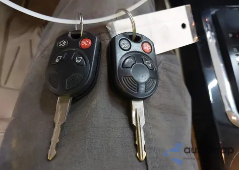 2009 Ford Escape Limited from USA, damaged, VIN 1FMCU04G89KA44477